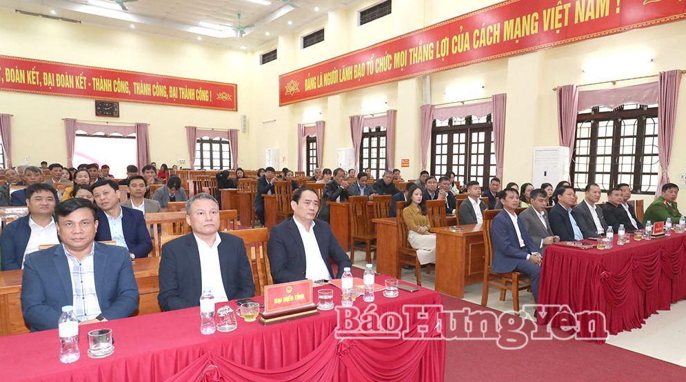 Các đại biểu dự hội nghị.