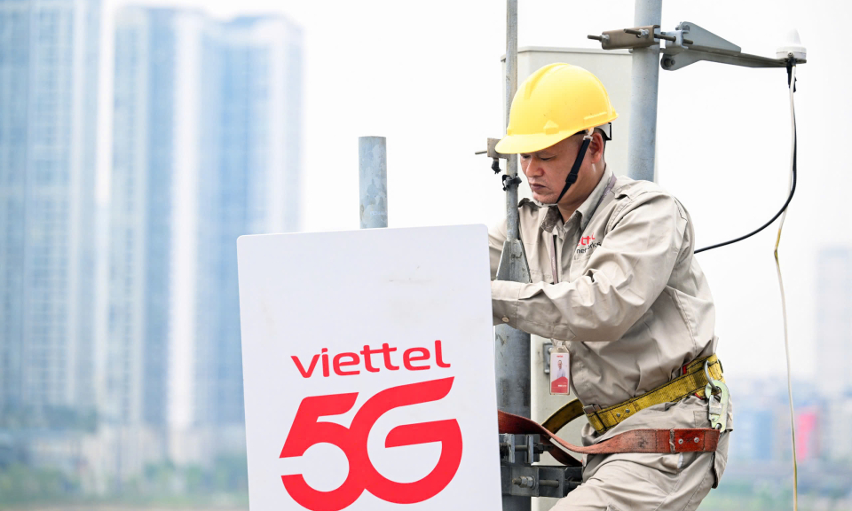 Bộ Khoa học v&agrave; C&ocirc;ng nghệ ghi nhận Viettel ho&agrave;n th&agrave;nh cam kết triển khai mạng 5G