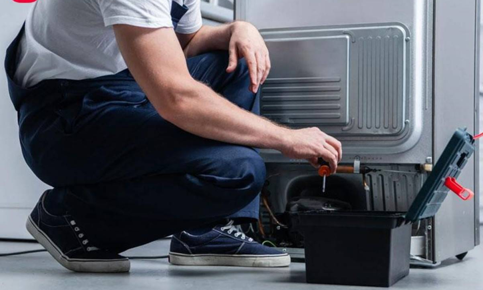 Điện Lạnh Thiện Ph&aacute;t 247 chuy&ecirc;n sửa tủ lạnh tại H&agrave; Nội chuy&ecirc;n nghiệp