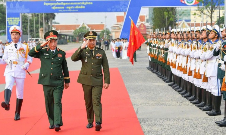 Giữ vững m&ocirc;i trường h&ograve;a b&igrave;nh, củng cố l&ograve;ng tin, n&acirc;ng tầm vị thế quốc ph&ograve;ng Việt Nam